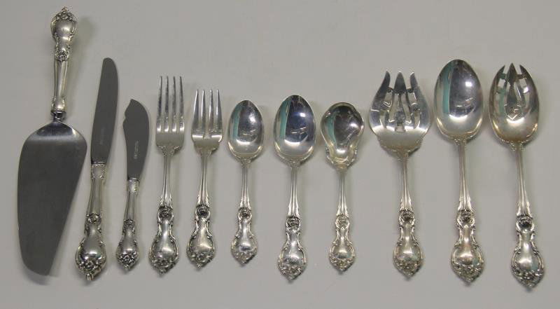 STERLING. Lunt Alexandra Flatware Service for 12. (1 of 5)