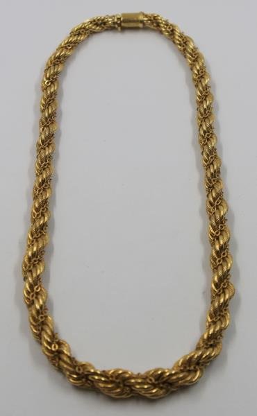 JEWELRY. 18kt Yellow Gold Rope Twist Chain. (1 of 5)