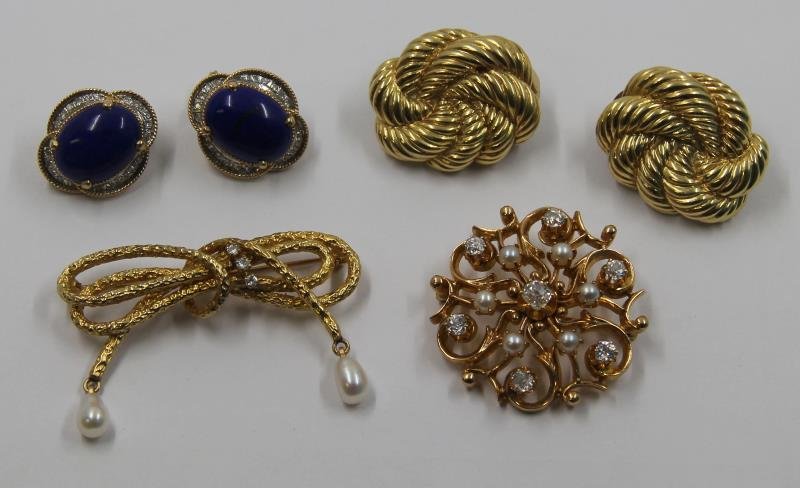 JEWELRY. Assorted Grouping of Gold Jewelry. (1 of 8)