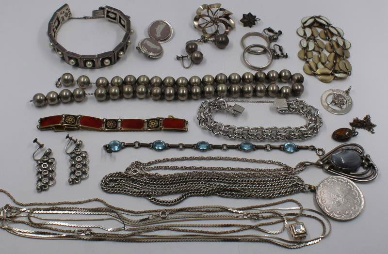 JEWELRY. Assorted Grouping of Sterling Jewelry. (1 of 8)