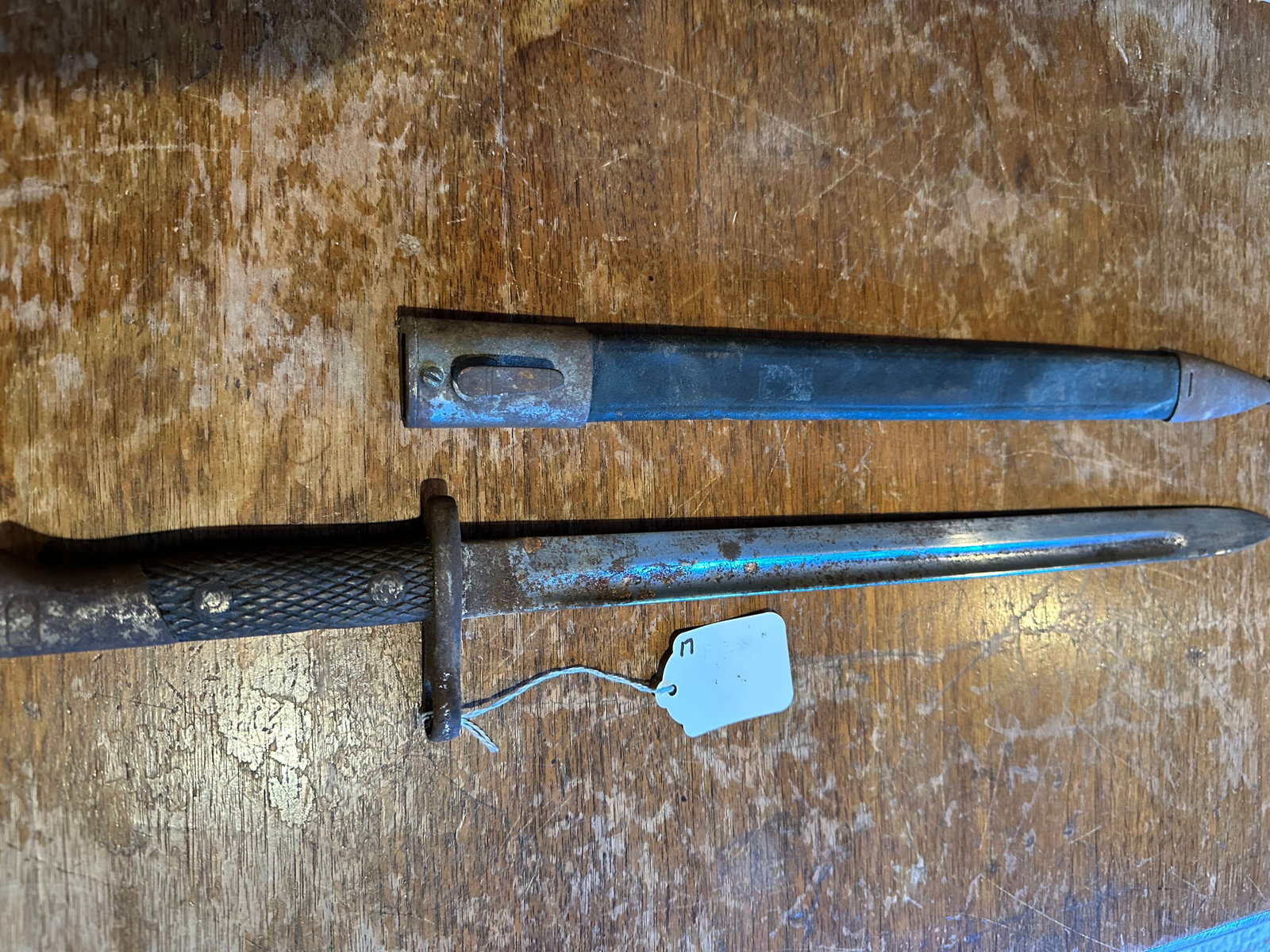 BAYONET: AS SHOWN IF YOU HAVE ANY QUESTIONS PLEASE ASK