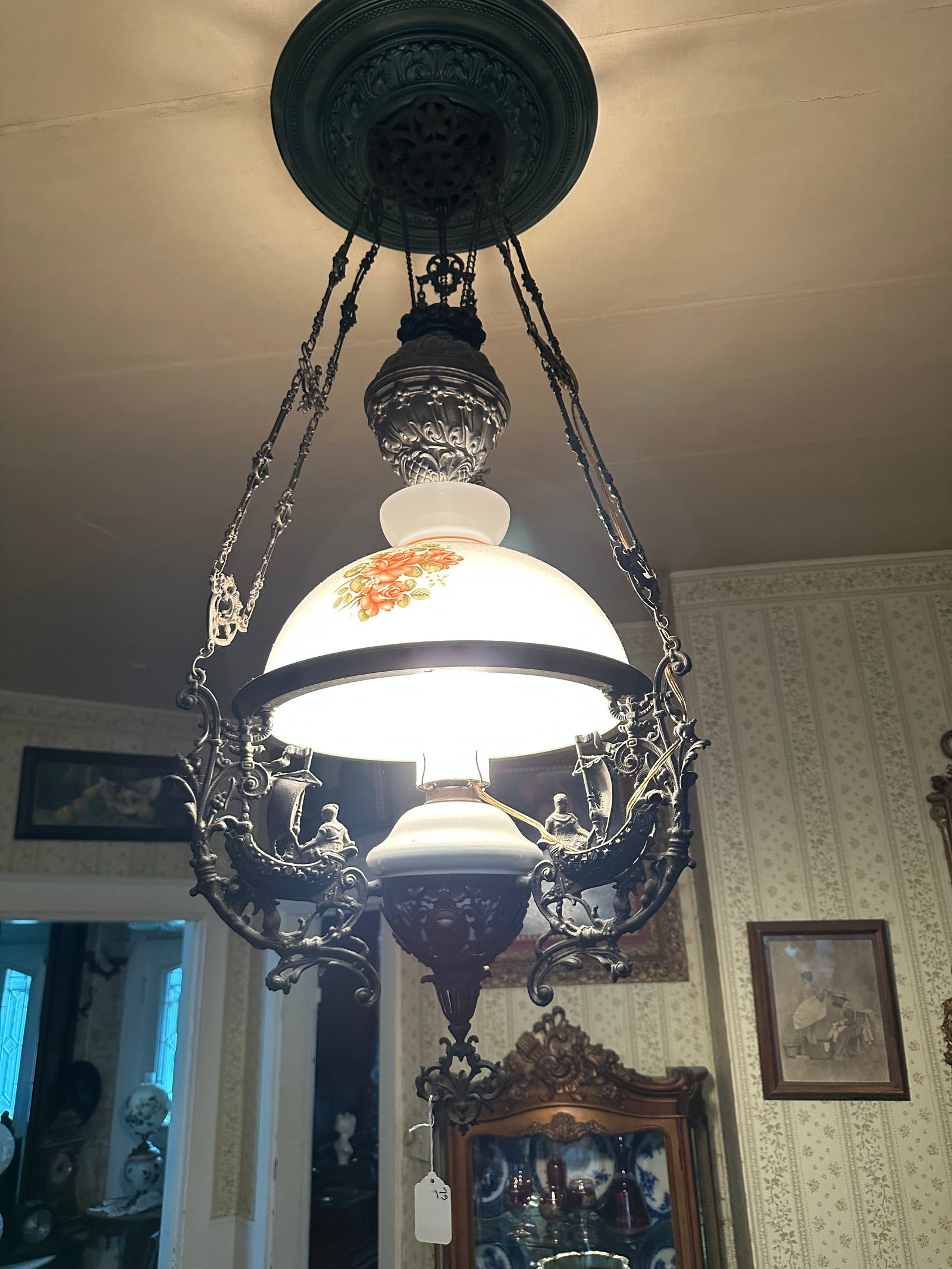 CHANDELIER: AS SHOWN IF YOU HAVE ANY QUESTIONS PLEASE ASK