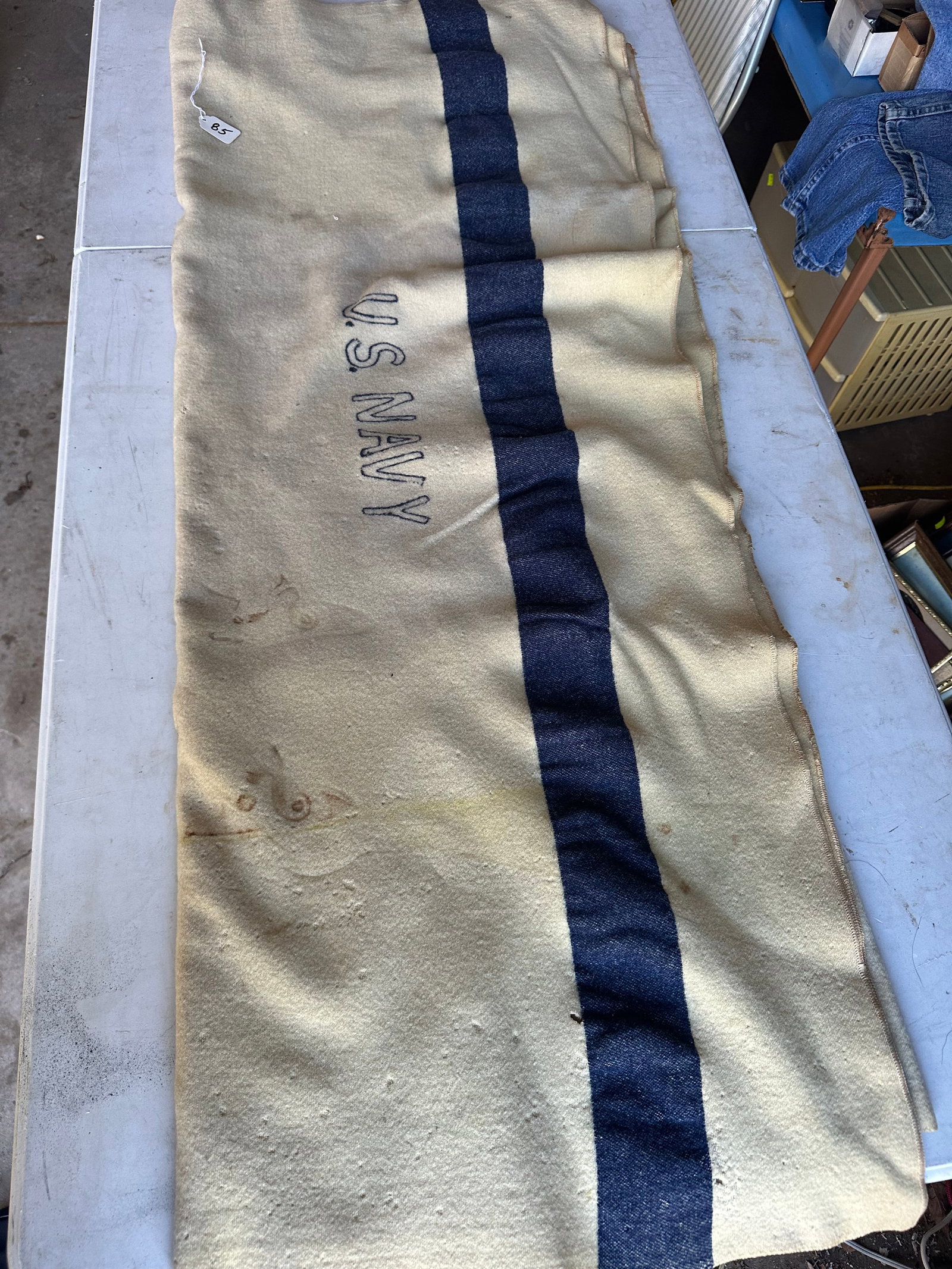 NAVY BLANKET WHITE: AS SHOWN IF YOU HAVE ANY QUESTIONS PLEASE ASK