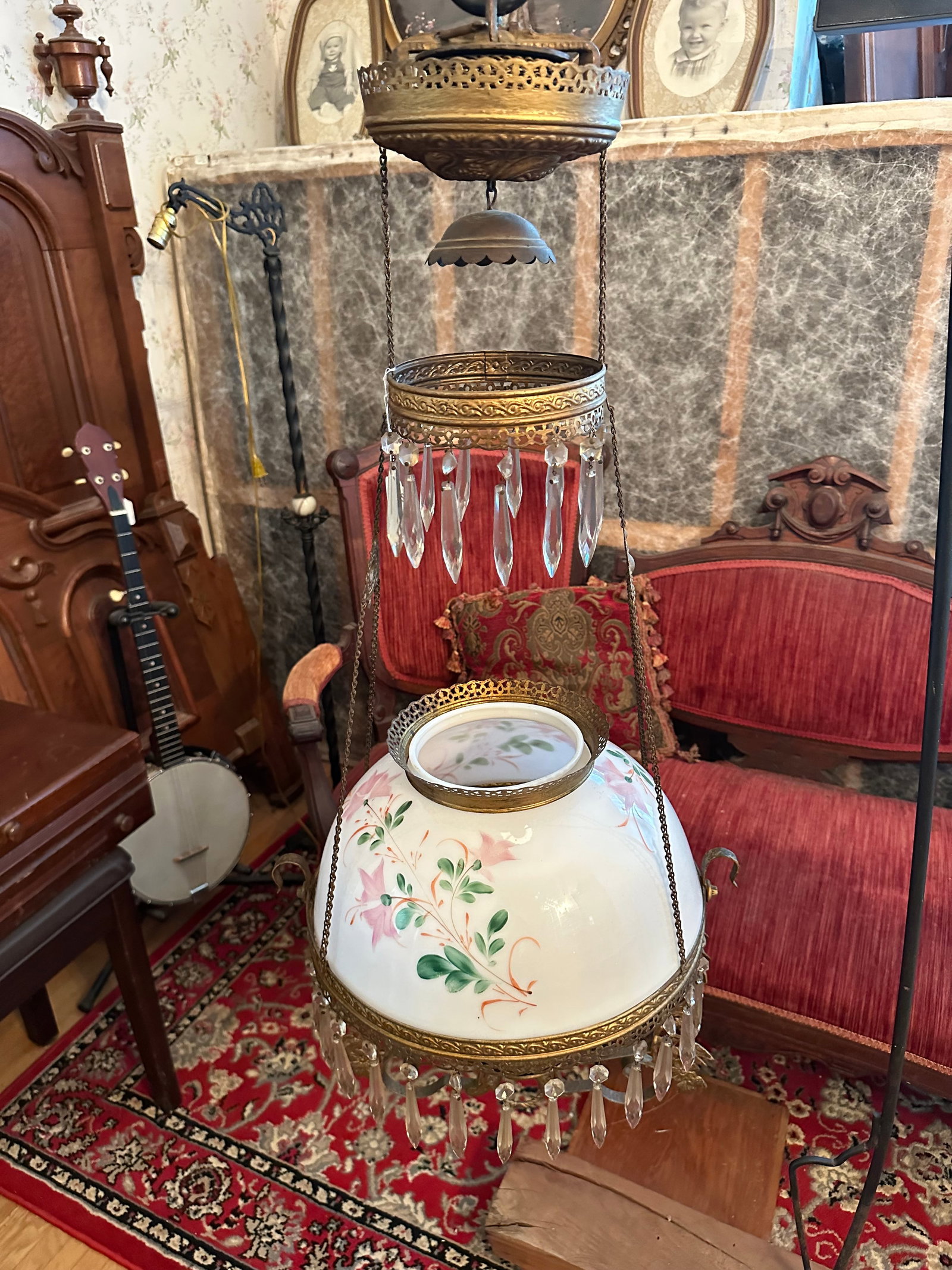 CHANDELIER OIL: AS SHOWN IF YOU HAVE ANY QUESTIONS PLEASE ASK