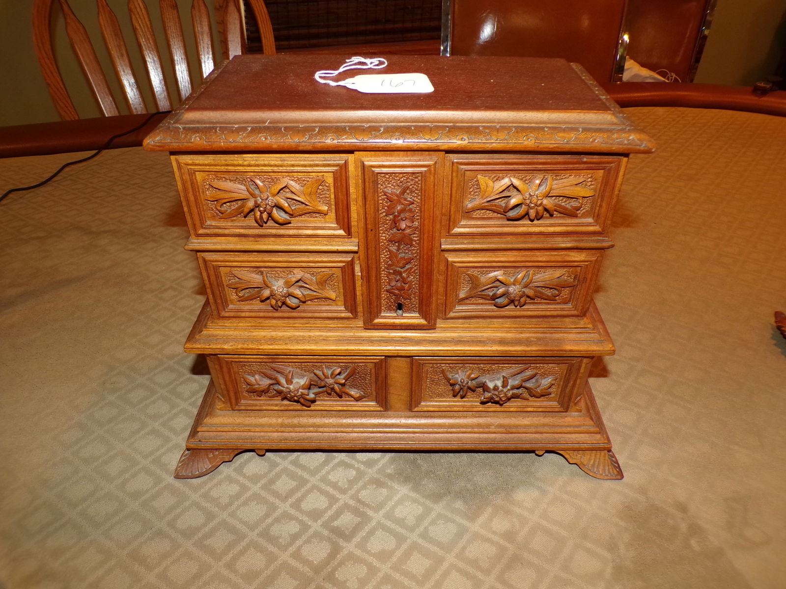 HANDCARVED BLACKFOREST PUZZLE JEWELRY BOX (1 of 8)