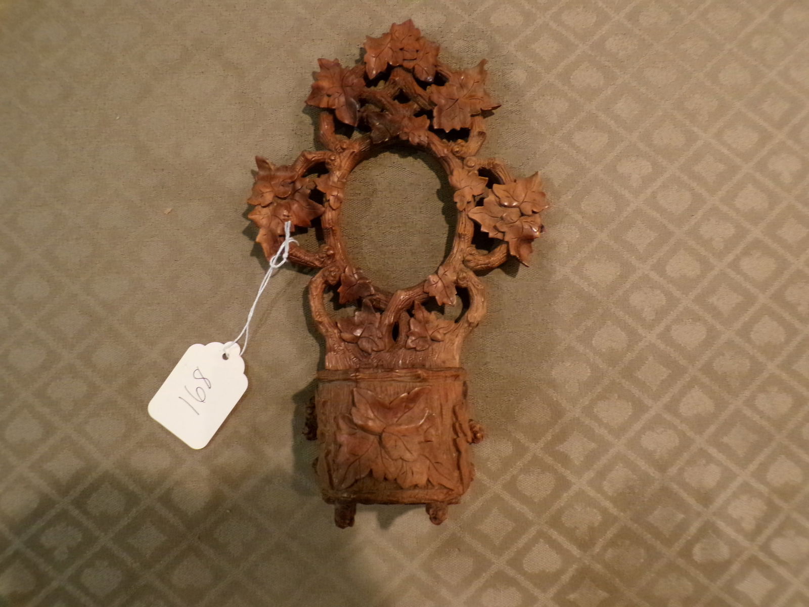 HANDCARVED BLACKFOREST DECORATIVE PIECE (1 of 3)