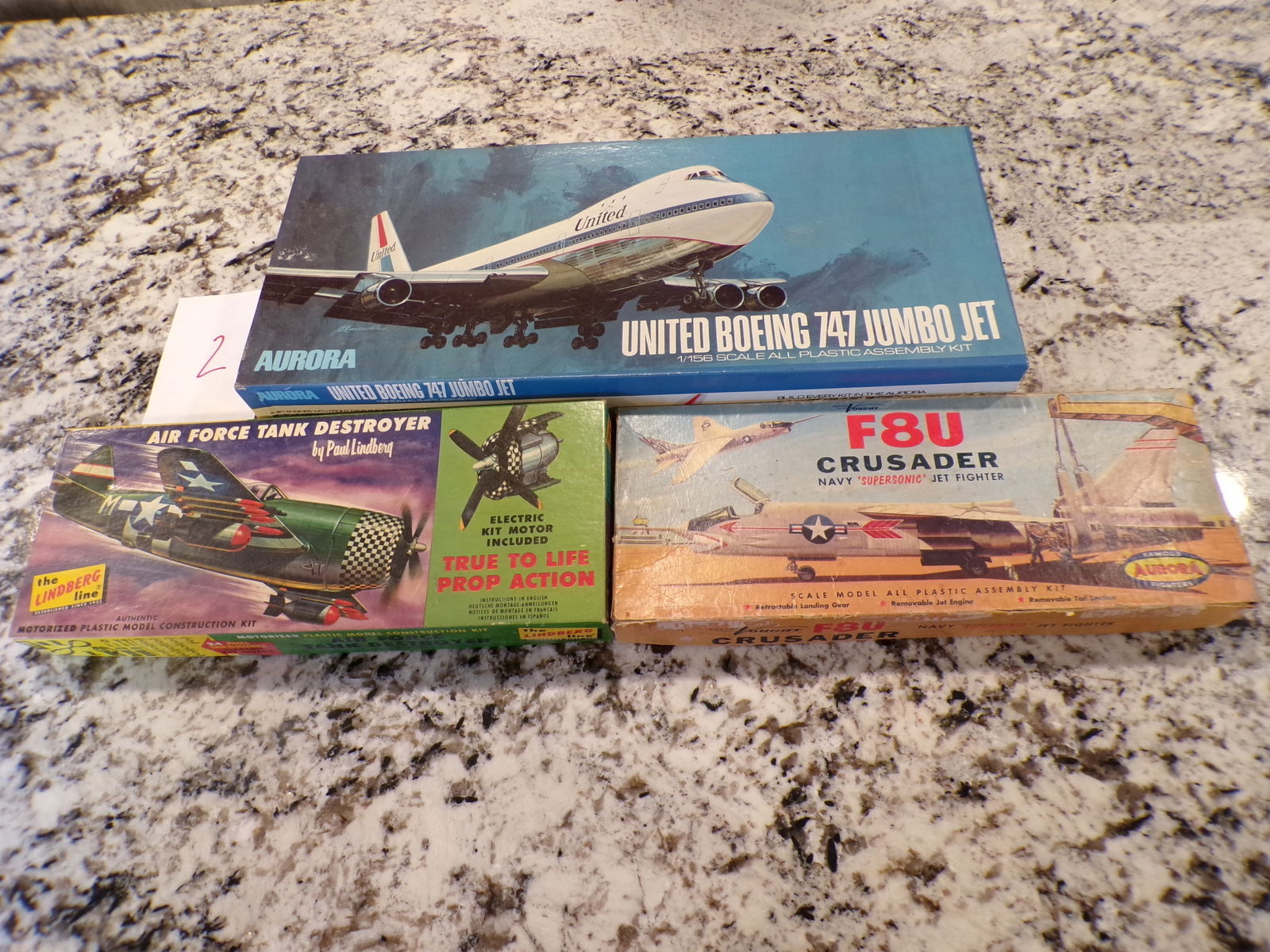 2 AURORA MODELS AND OTHER PLANES (1 of 5)