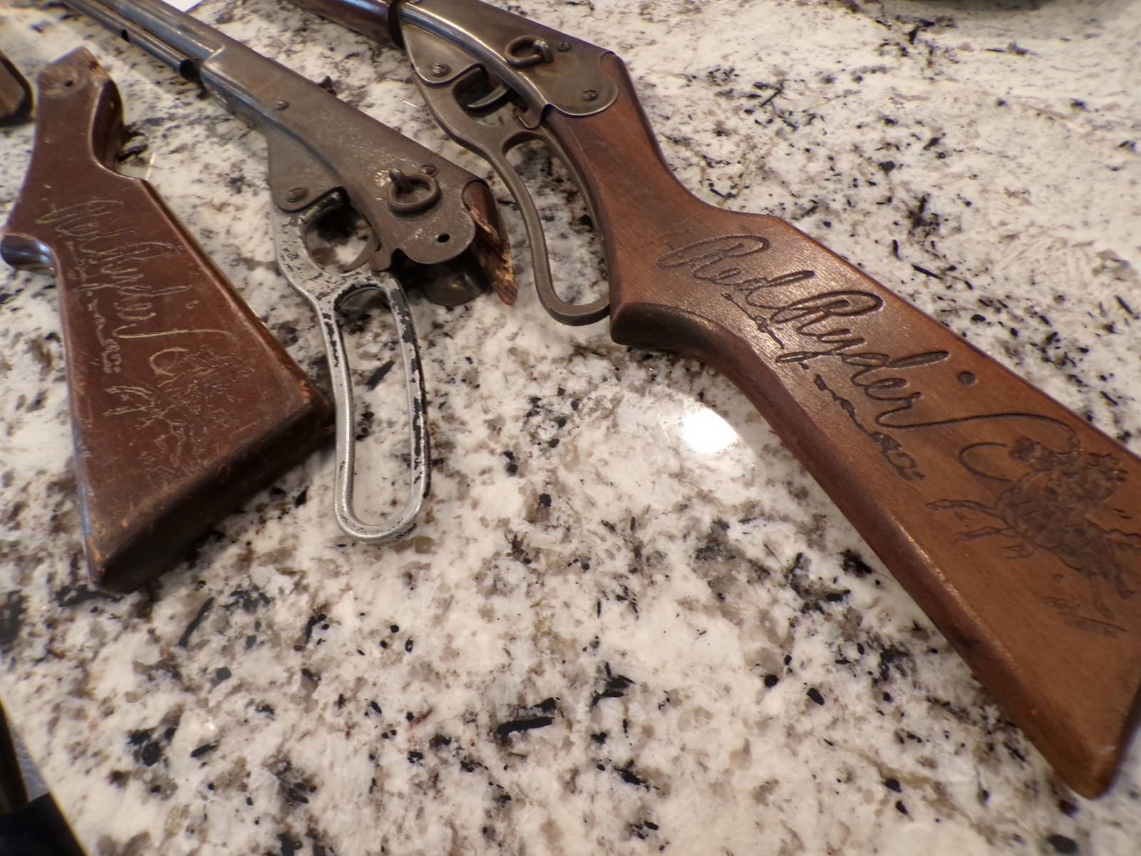 Red Ryder Bb Guns Auction