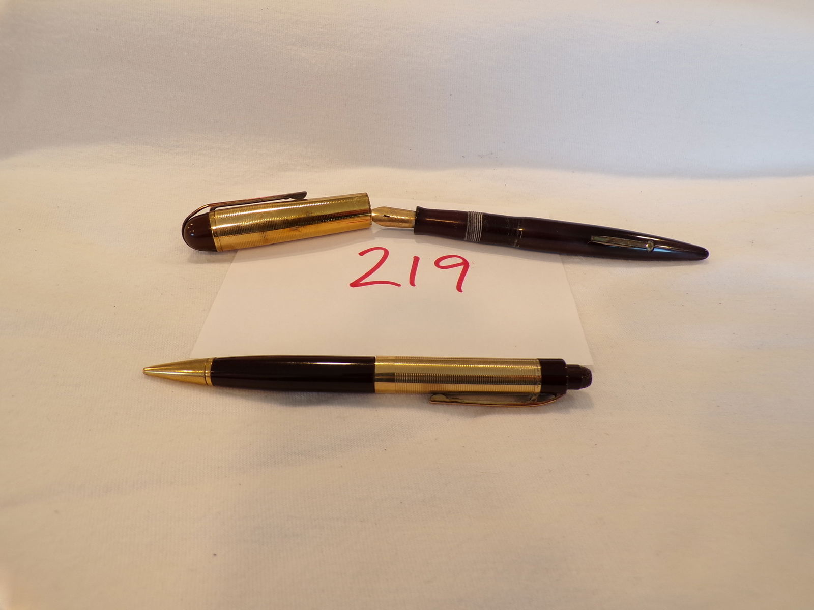 EVERSHARP SKYLINE PEN & PENCIL SET 14K NIB (1 of 3)