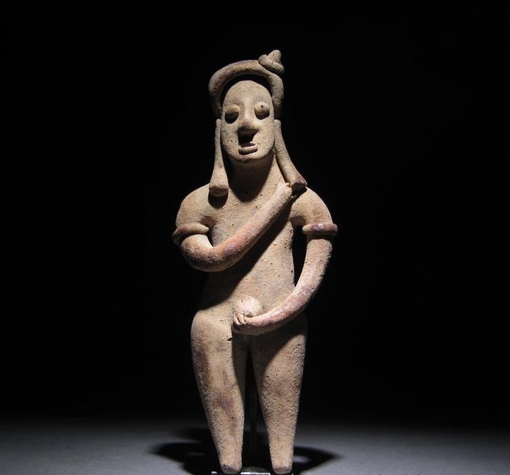 Naked man like Mayan terracotta (1 of 3)