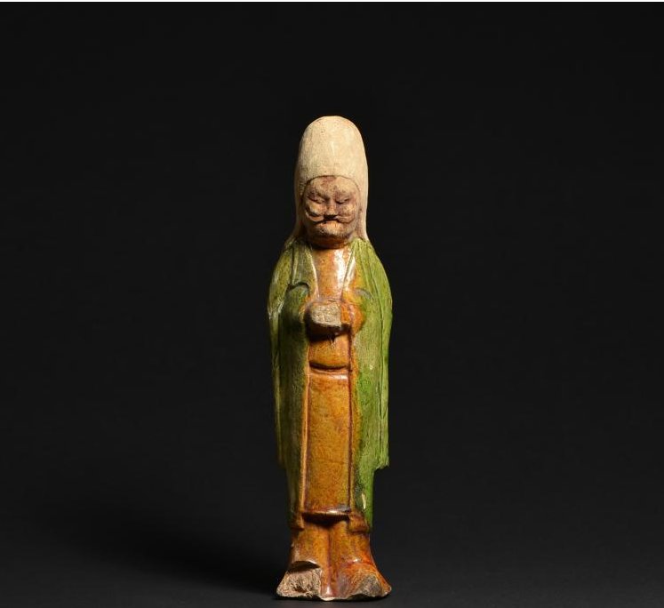 Chinese Tang Dynasty three-color  figurines (1 of 5)