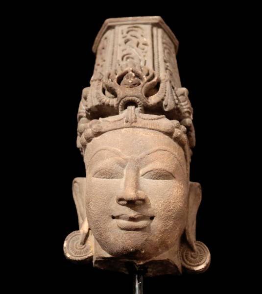 11th/12th Century Indian Head Of Buddha (1 of 8)