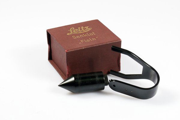 Plumb-Bob FLOTH (1 of 2)