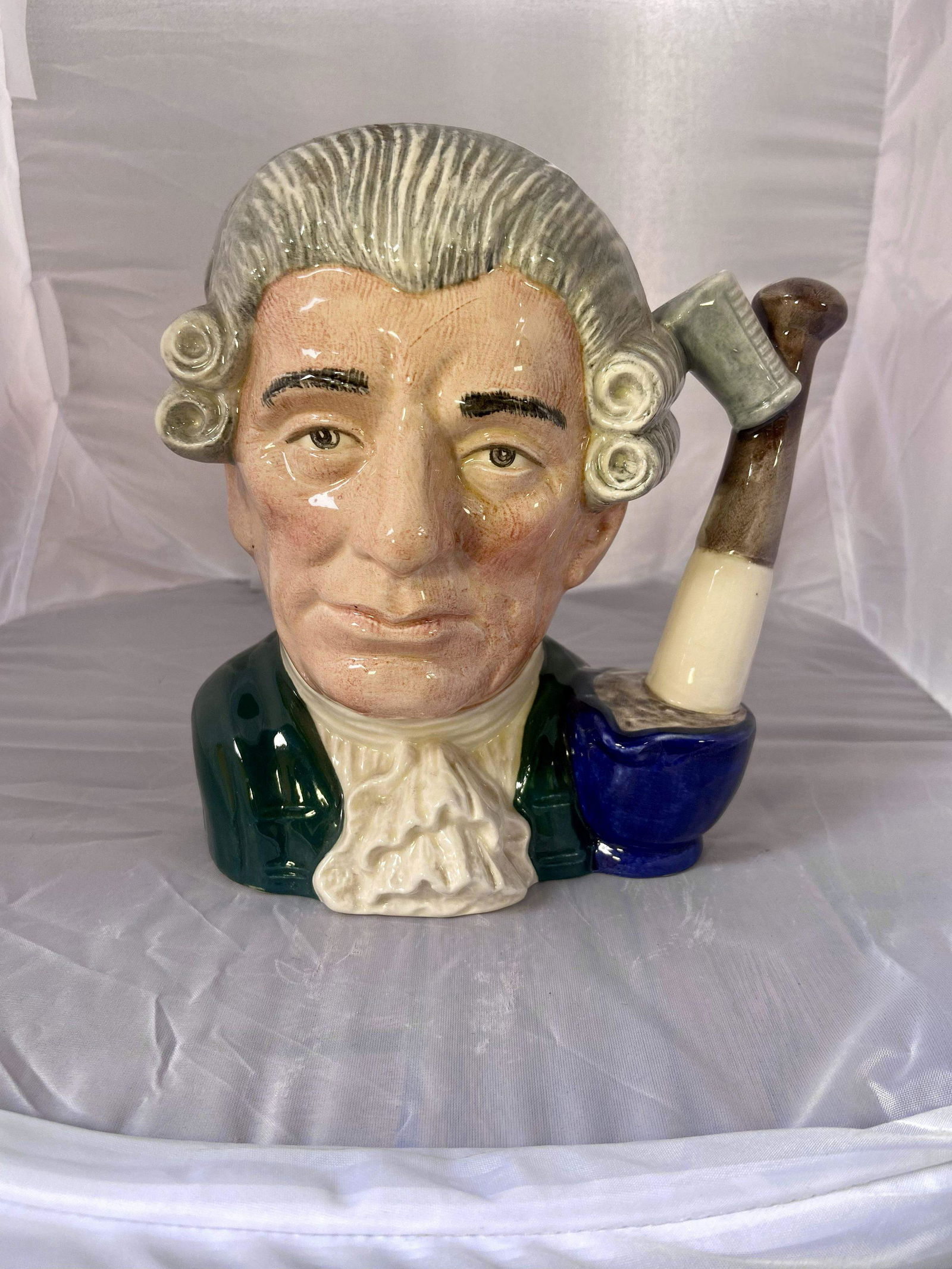 Royal Doulton Jug Character from Williamsburry (1 of 5)