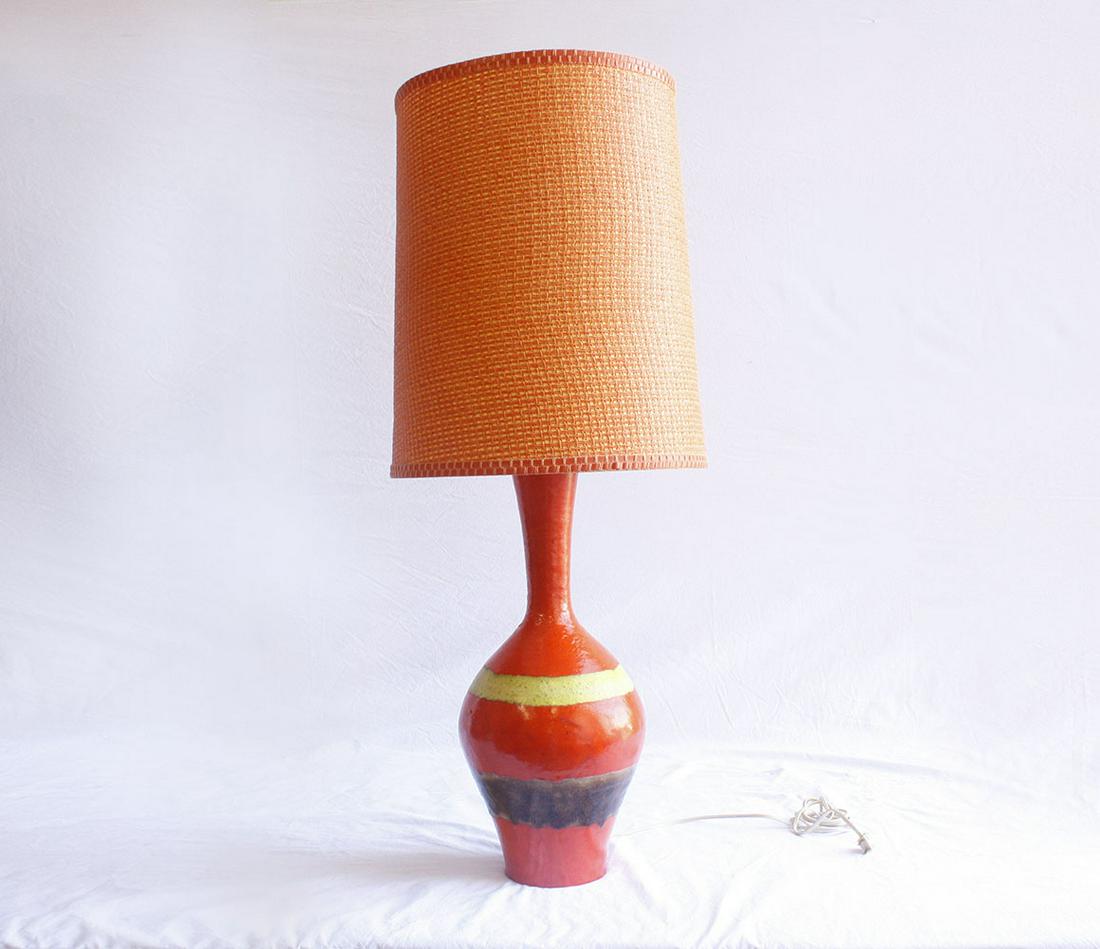 Mid-Century Modern Ceramic Table Lamp (1 of 8)