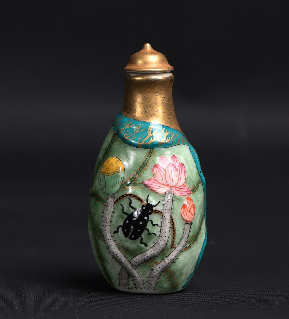 'Insect' Enamel Snuff Bottle (1 of 6)