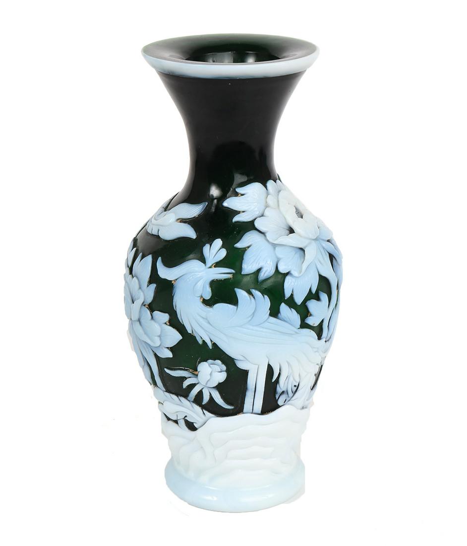 Stunning Chinese Green Peking Glass Vase (1 of 6)