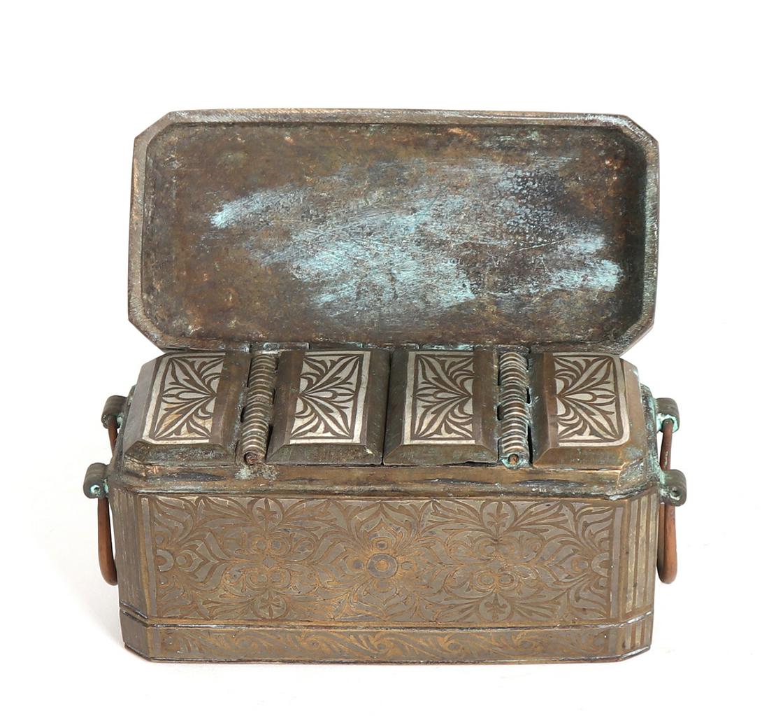 Filipino Inlaid Betel Nut Box (1 of 8)