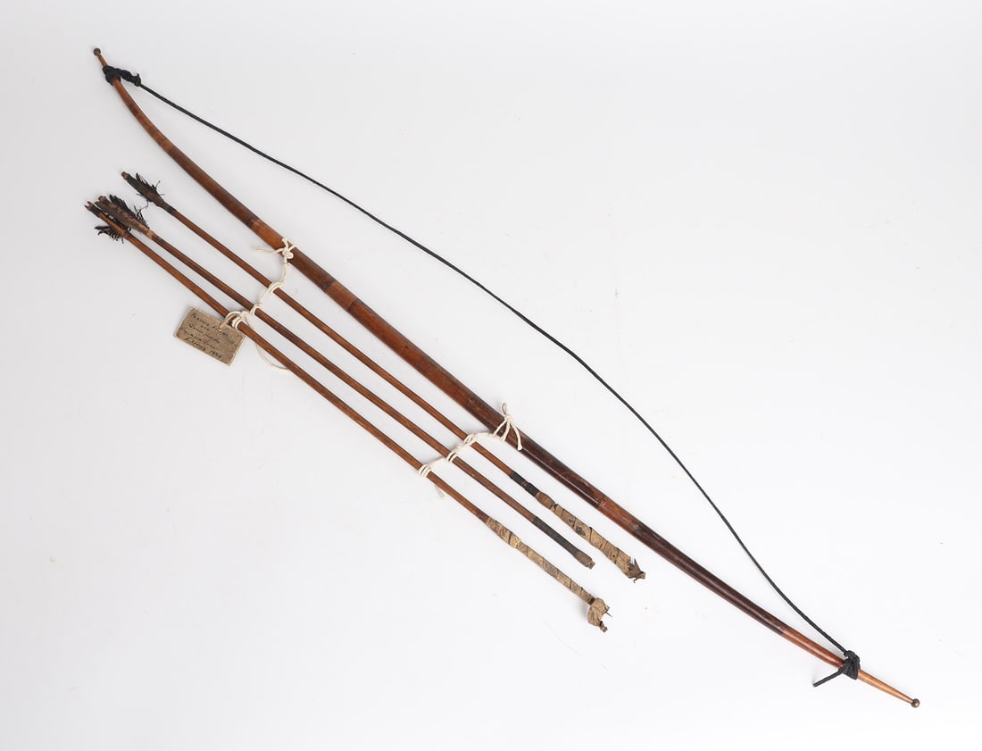 Hardwood Bow w/ Poison Arrows, Wasamia Pyhmy Tribe 1885 (1 of 4)