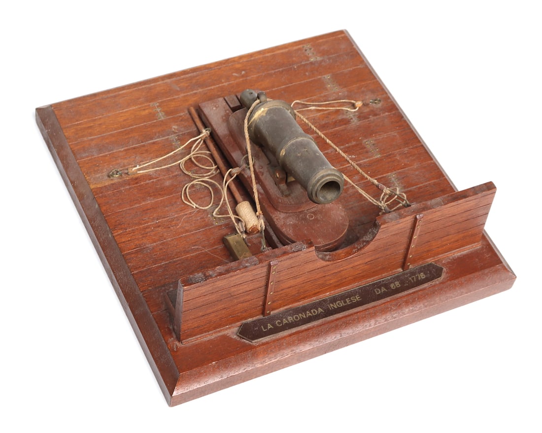 Miniature Naval Carronade or "La Caronada Inglese 1776" Cannon Model Ship Scene (1 of 5)