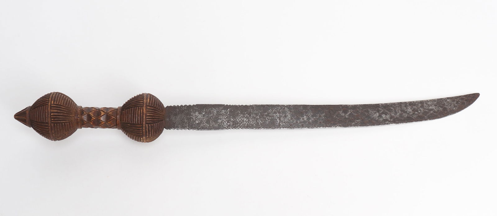 Ashanti Ceremonial Short Sword w/ Carved Hilt (1 of 5)
