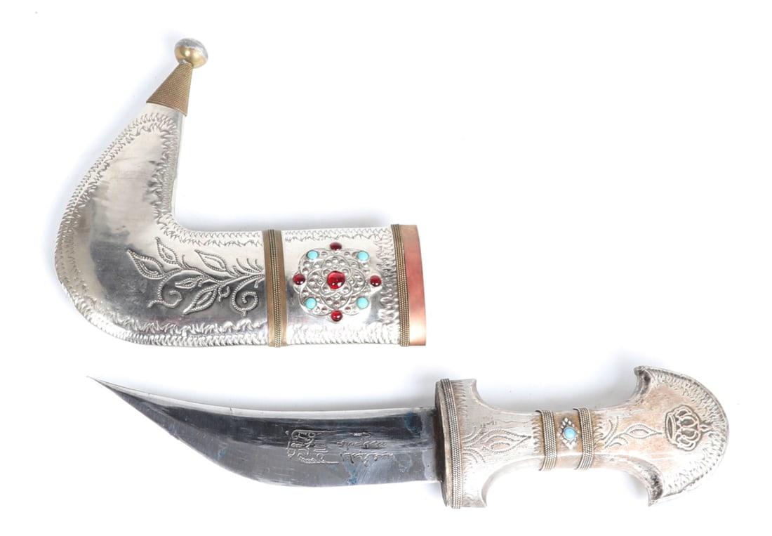 Polished Bedouin Silvered & Inset Jambiya (1 of 8)