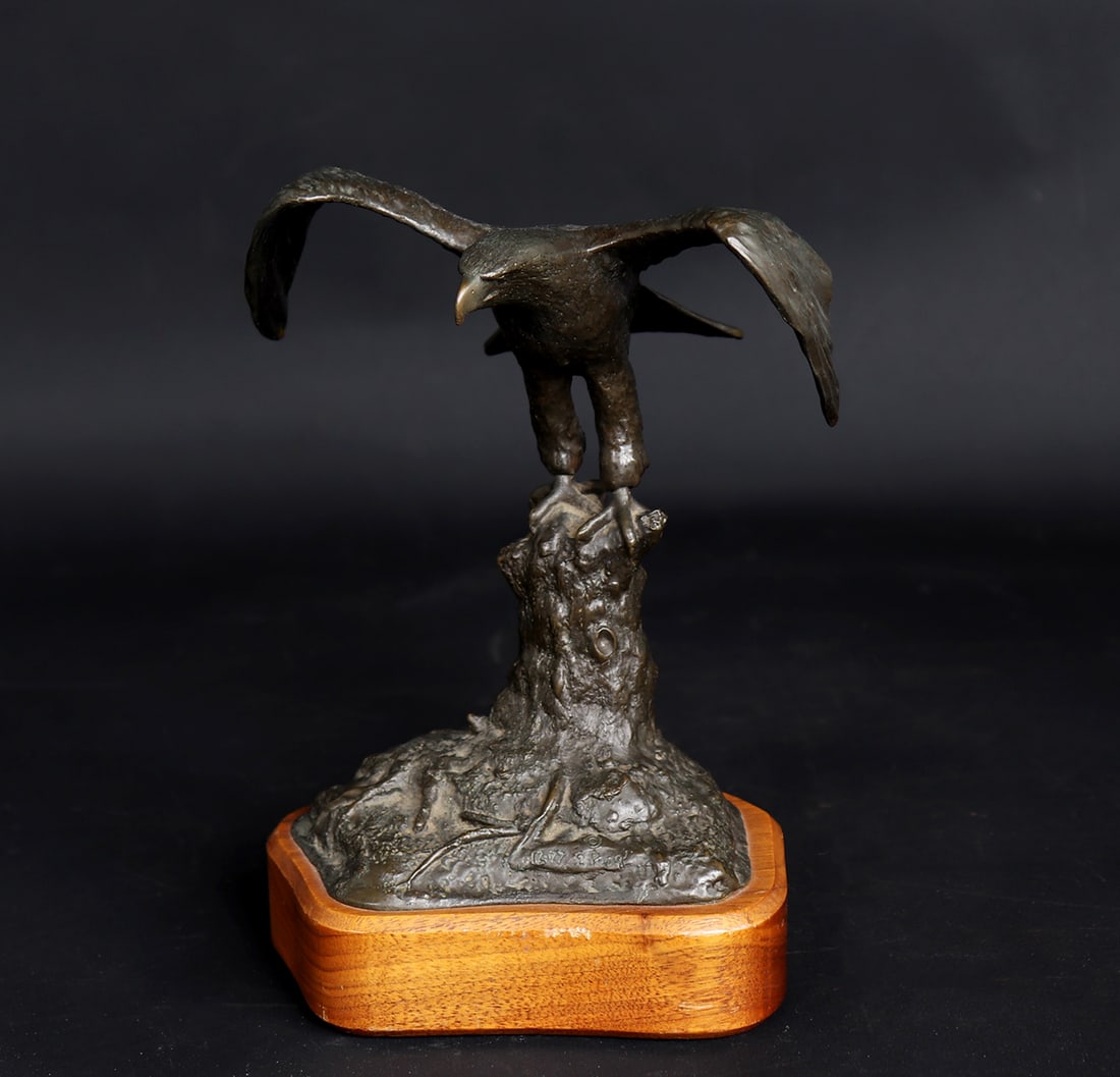 Bronze Eagle Sculpture, 1977 (1 of 6)