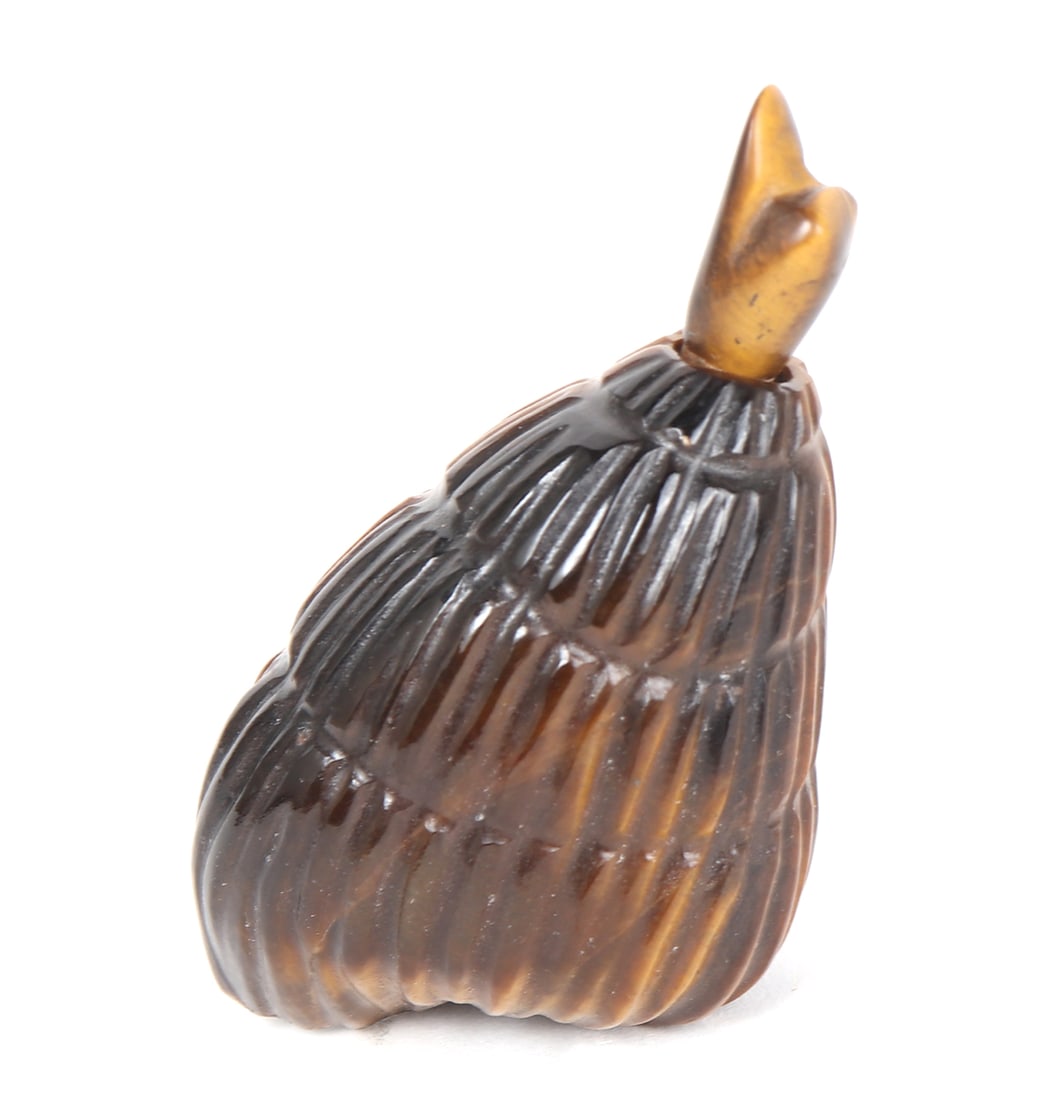 Shell Shaped Agate Carved Chinese Snuff Bottle (1 of 6)