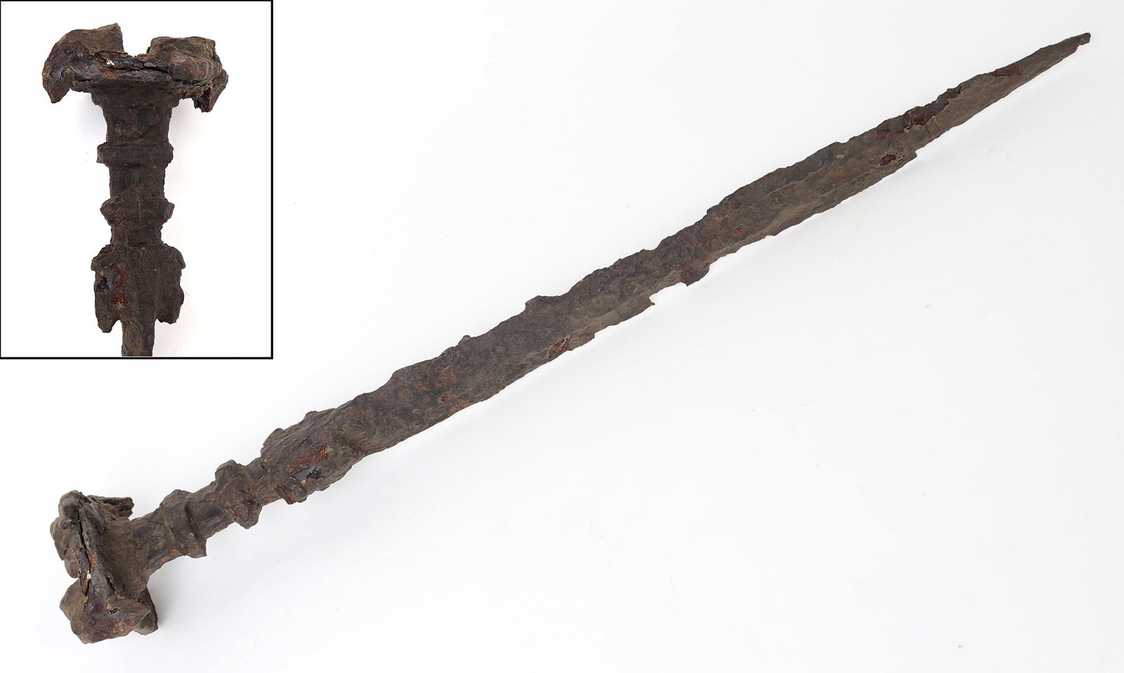 Luristan Iron Short Sword w/ Lion Head Pommel (1 of 6)
