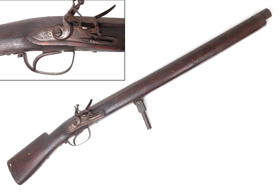 Massive French & Indian / American Revolutionary War Era Swivel Gun: Impressive & monumental antique flintlock wall or swivel gun, circa. 1740-1760. Probably Dutch manufacture. Heavy 45.25"L, 1.5" W smooth-bore octagon-to-round barrel with fixed swivel post mount. Note