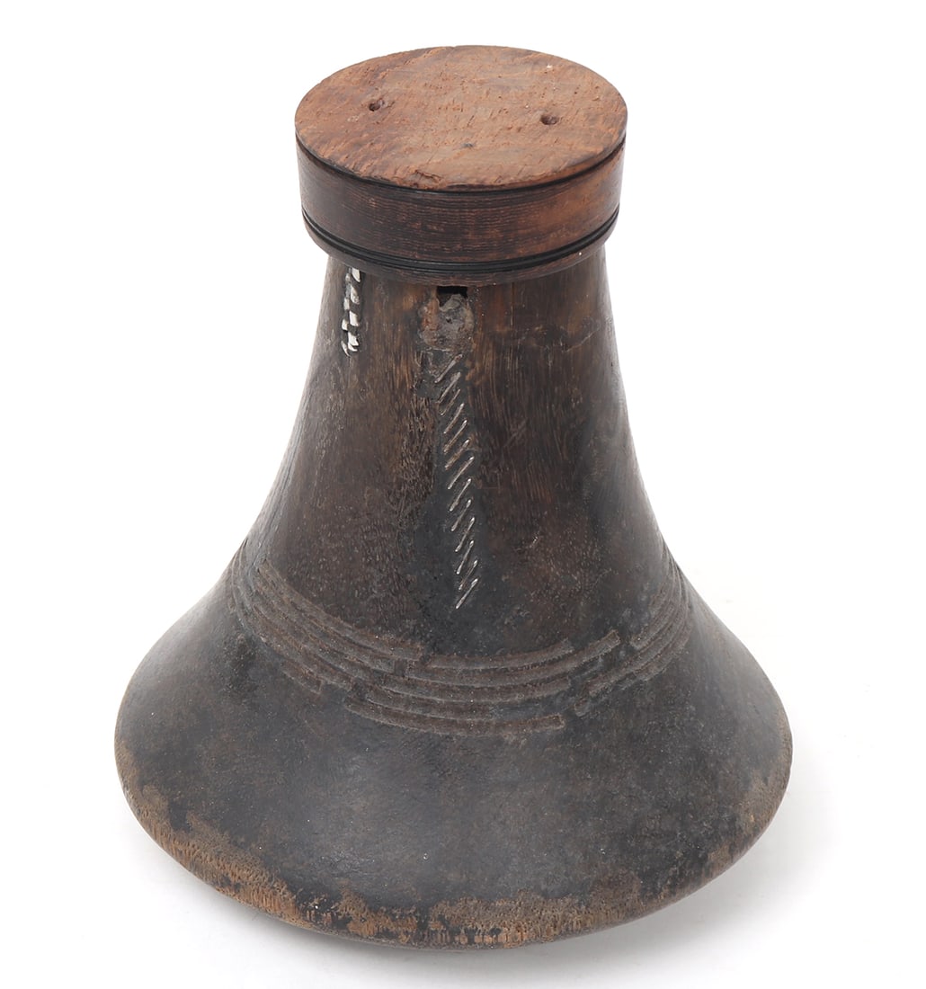 Hima Milk Jug w/ Lid (1 of 6)