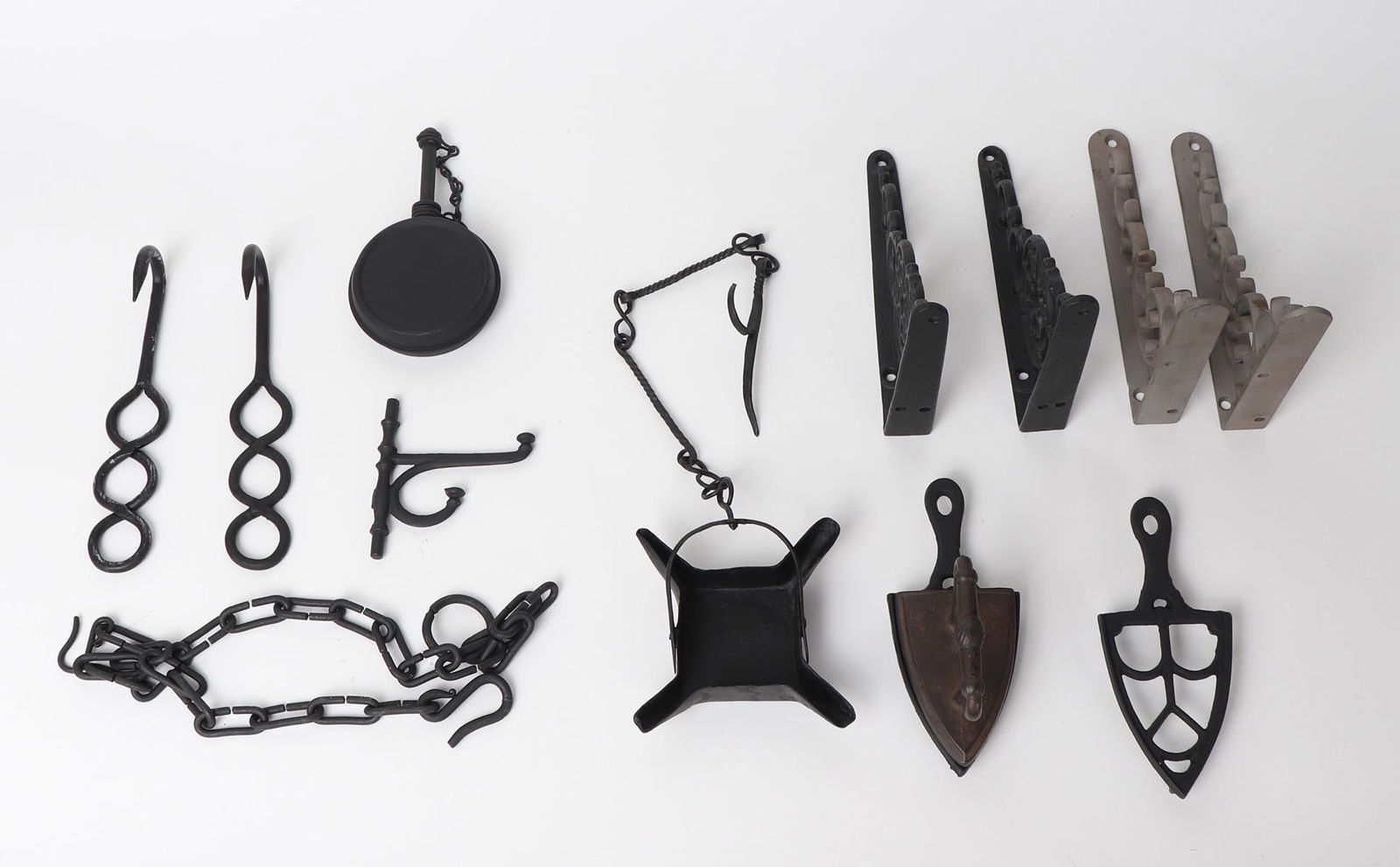 Assorted lot of wrought Iron Kitchen Miniatures (1 of 2)