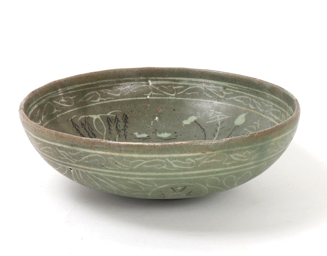 Wonderful Celadon Korean Ceramic Bowl (1 of 11)