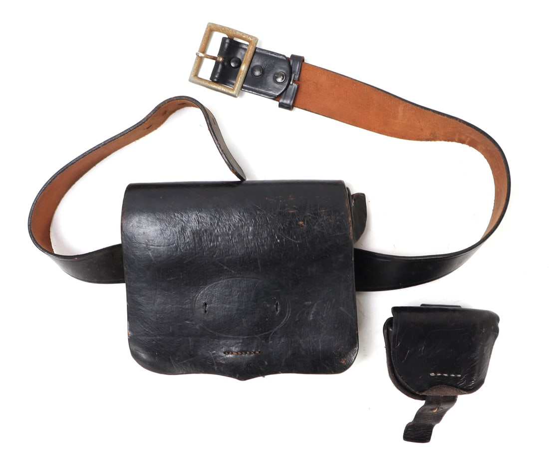 Civil War Reproductions Belt & Pouches (1 of 10)