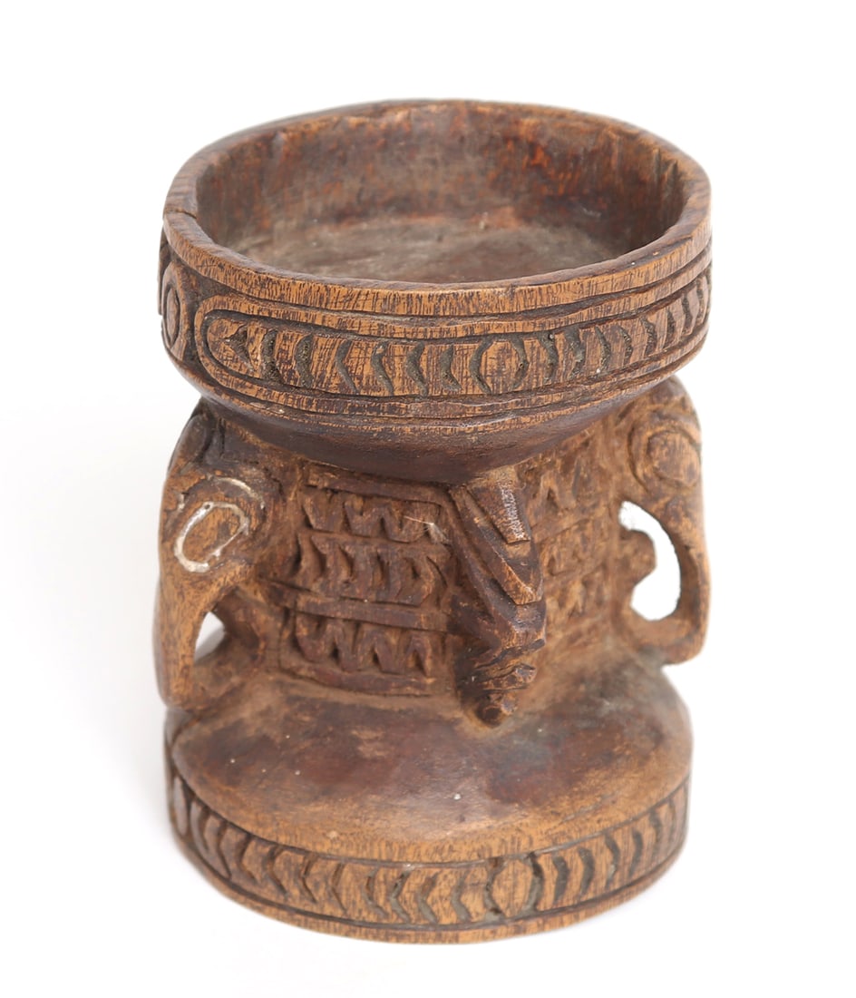 PNG Beetle Nut Mortar, Huon Gulf (1 of 6)