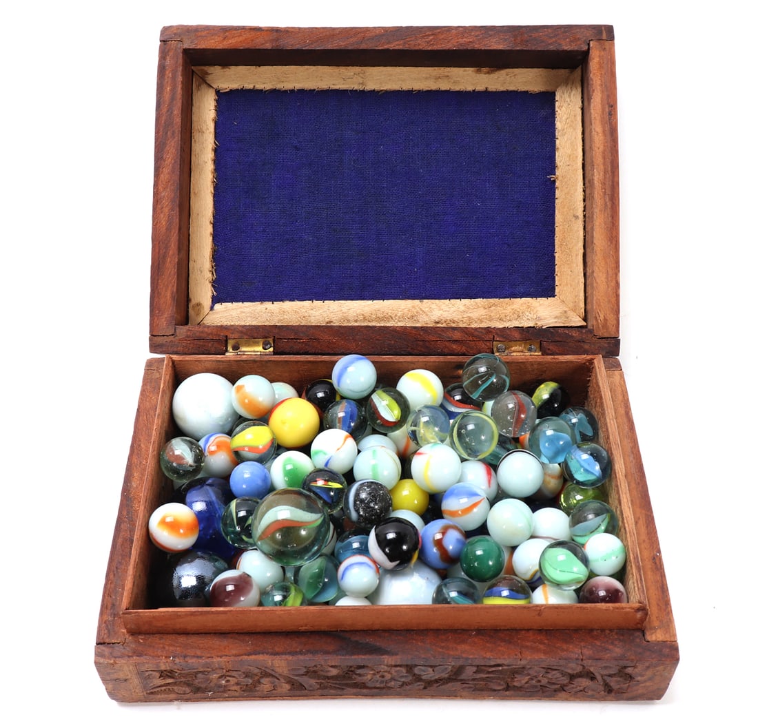 Lovely Group Lot of Marbles in Box (1 of 8)