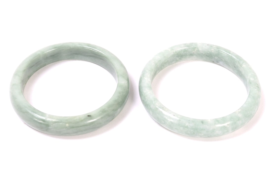 Gorgeous Pair of Chinese Light Green Bangle Bracelets (1 of 9)