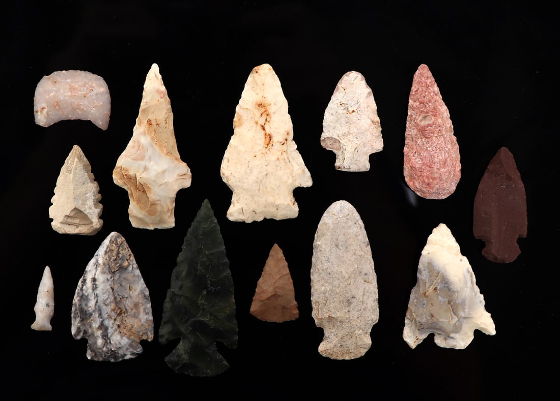 13 Arrowheads, Scrapers & Points (1 of 2)