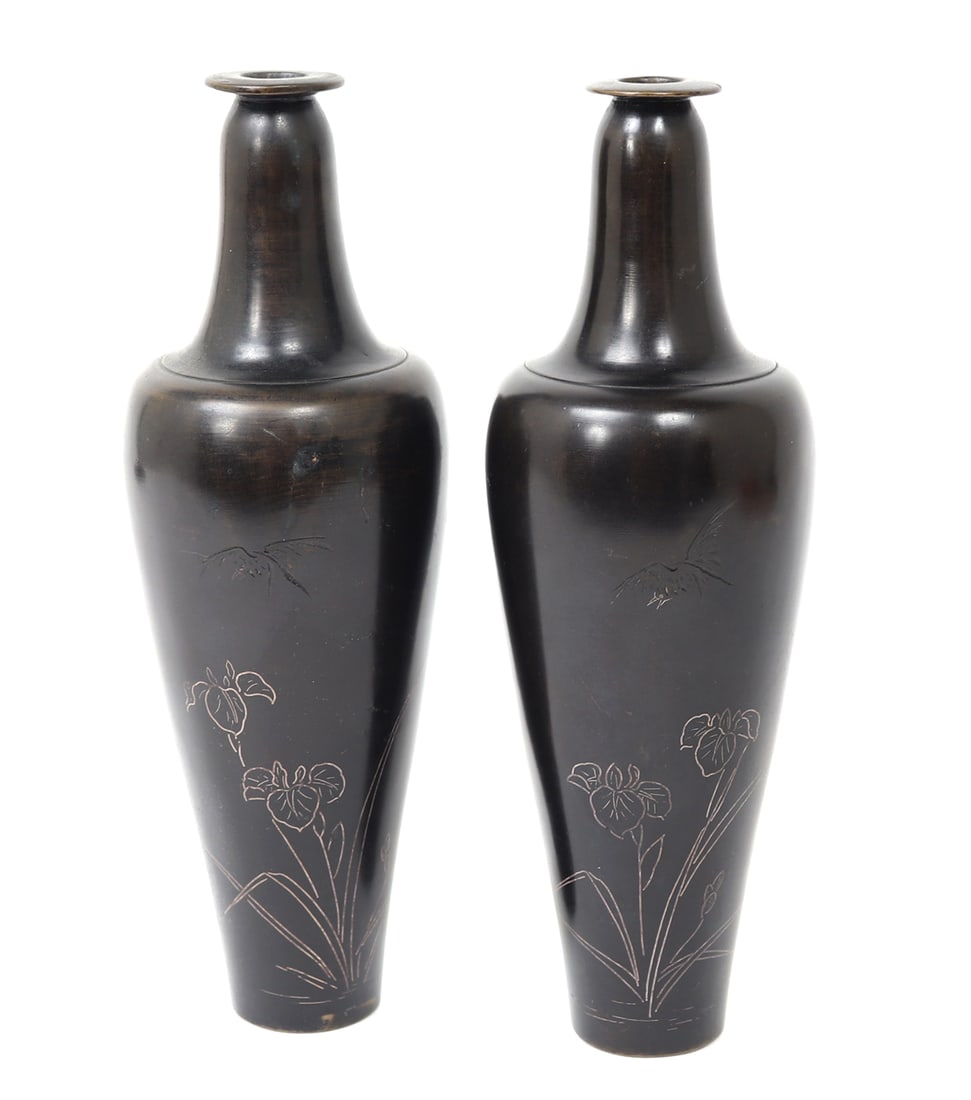 Two Lovely Japanese Bronze Vases (1 of 9)