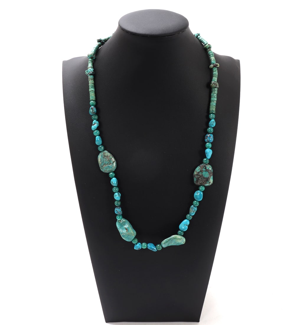 Beautiful Chunky Turquoise Beaded Necklace (1 of 5)