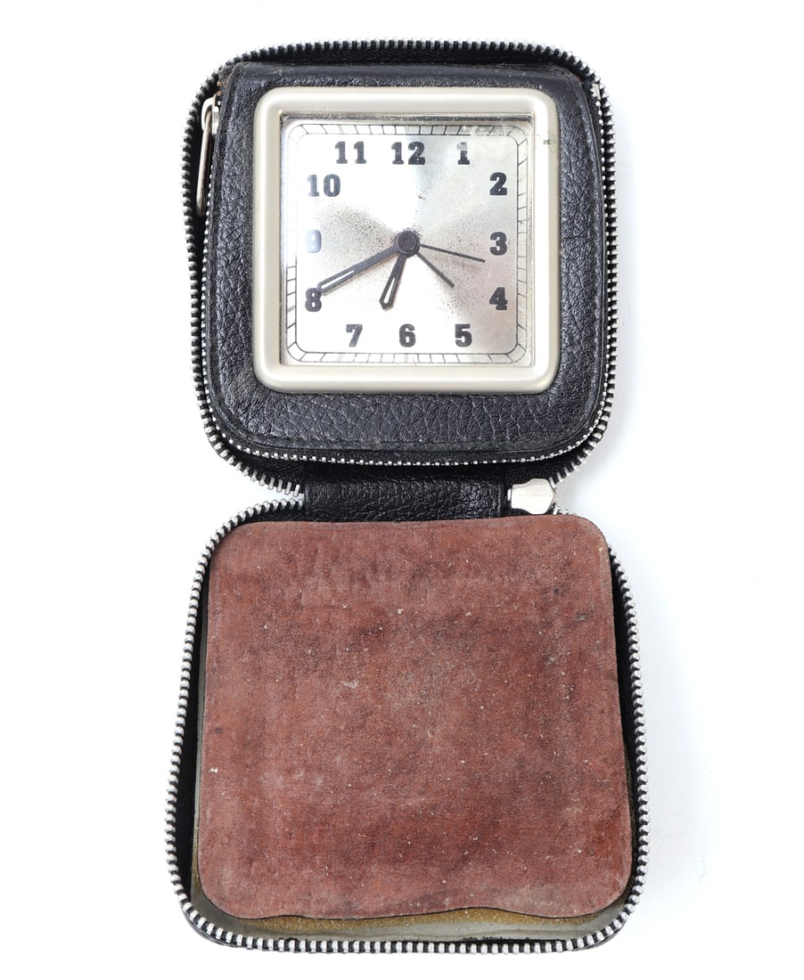 Vintage Travel Pocket Watch: Nice vintage travel pocket watch or miniature desktop watch in a leather carrying case. Size Case 3 1/2" L x 3 1/2" W x 1 1/8" H, Clock 2 3/8" L x 2 3/8" W