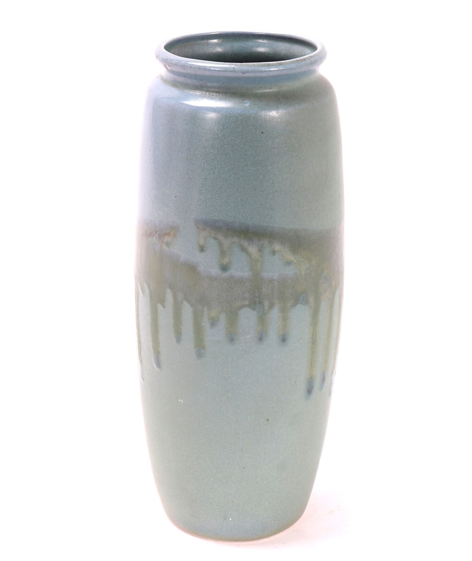 Chinese Porcelain Light Blue& Green Glazed Vase (1 of 8)