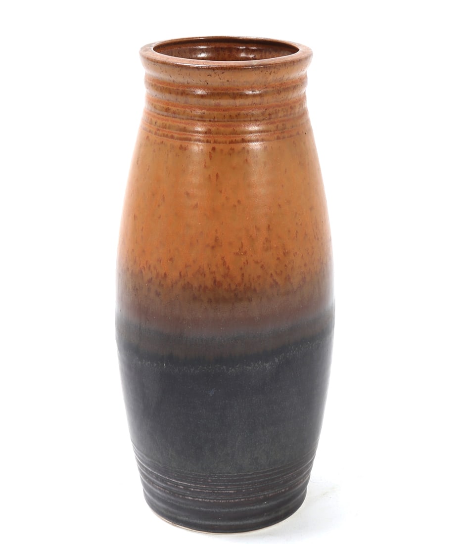 Chinese Porcelain Vase - 2