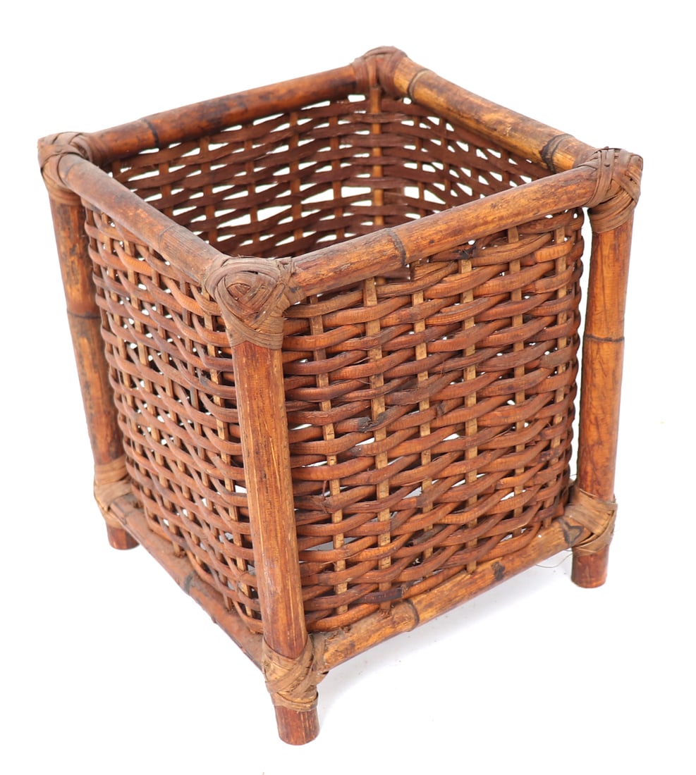 Handmade Filipino Bamboo & Rattan Basket: Nicely crafted vintage Filipino harvest and cleaning basket. Comprised of bamboo and rattan in a lovely blonde color, with some patina and wear commensurate with age. Size 8" H