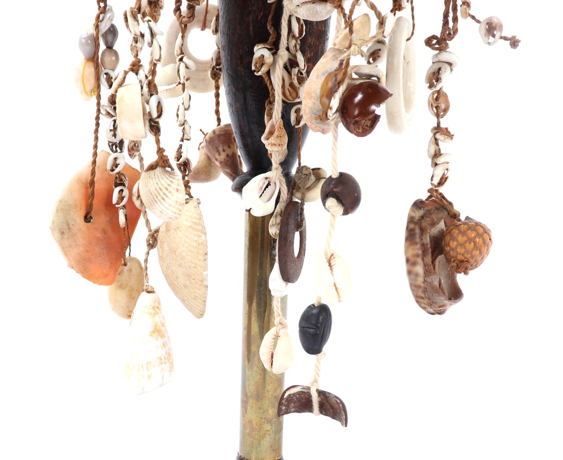 Womans Rattan & Shell Wedding Veil - 3