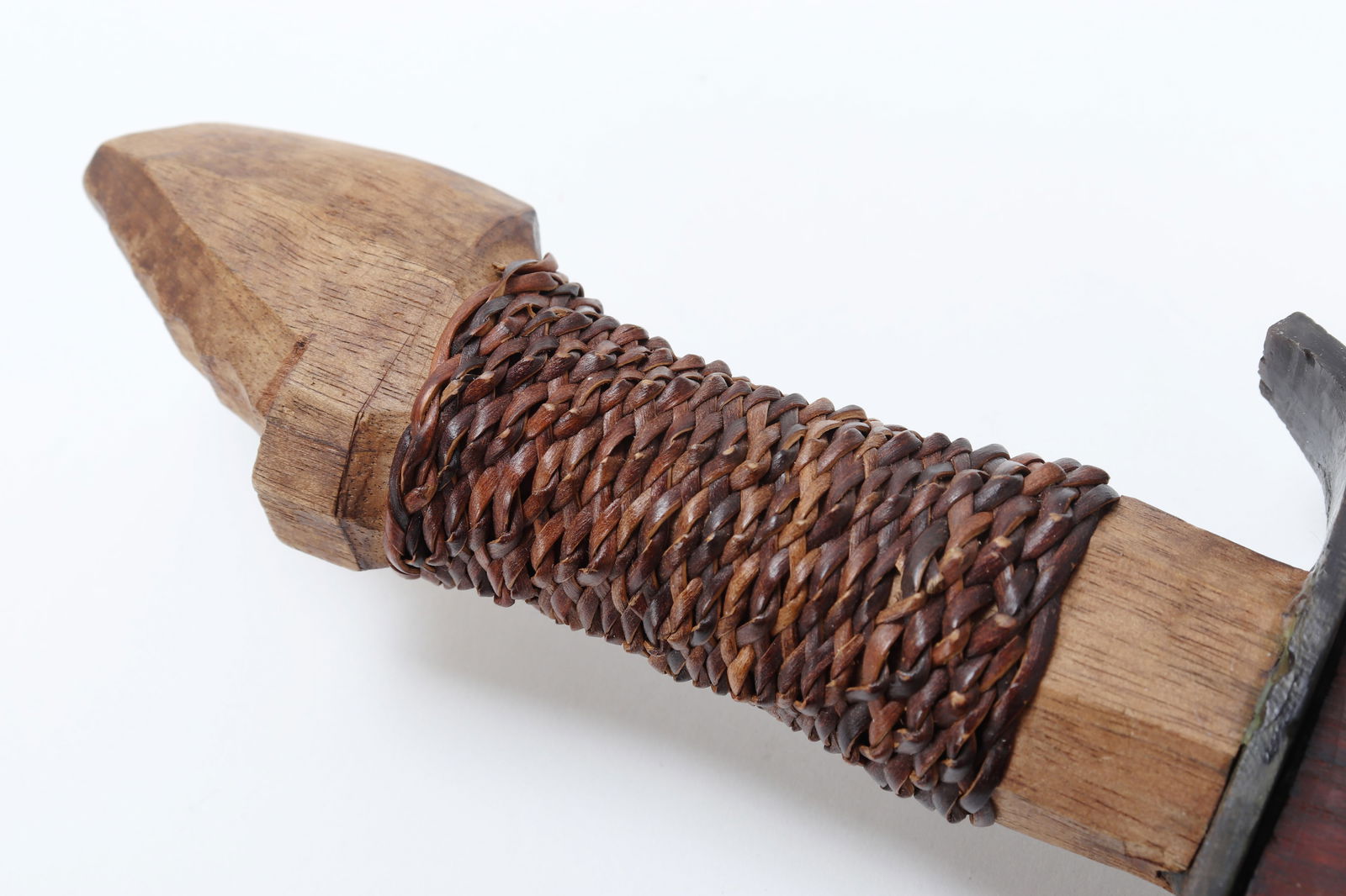 Two Fine Daggers & Scabbards - 5