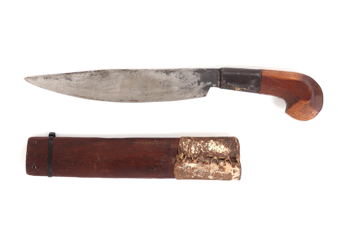 20th C. Visayan Plamingko Dagger w/ Scabbard - 2