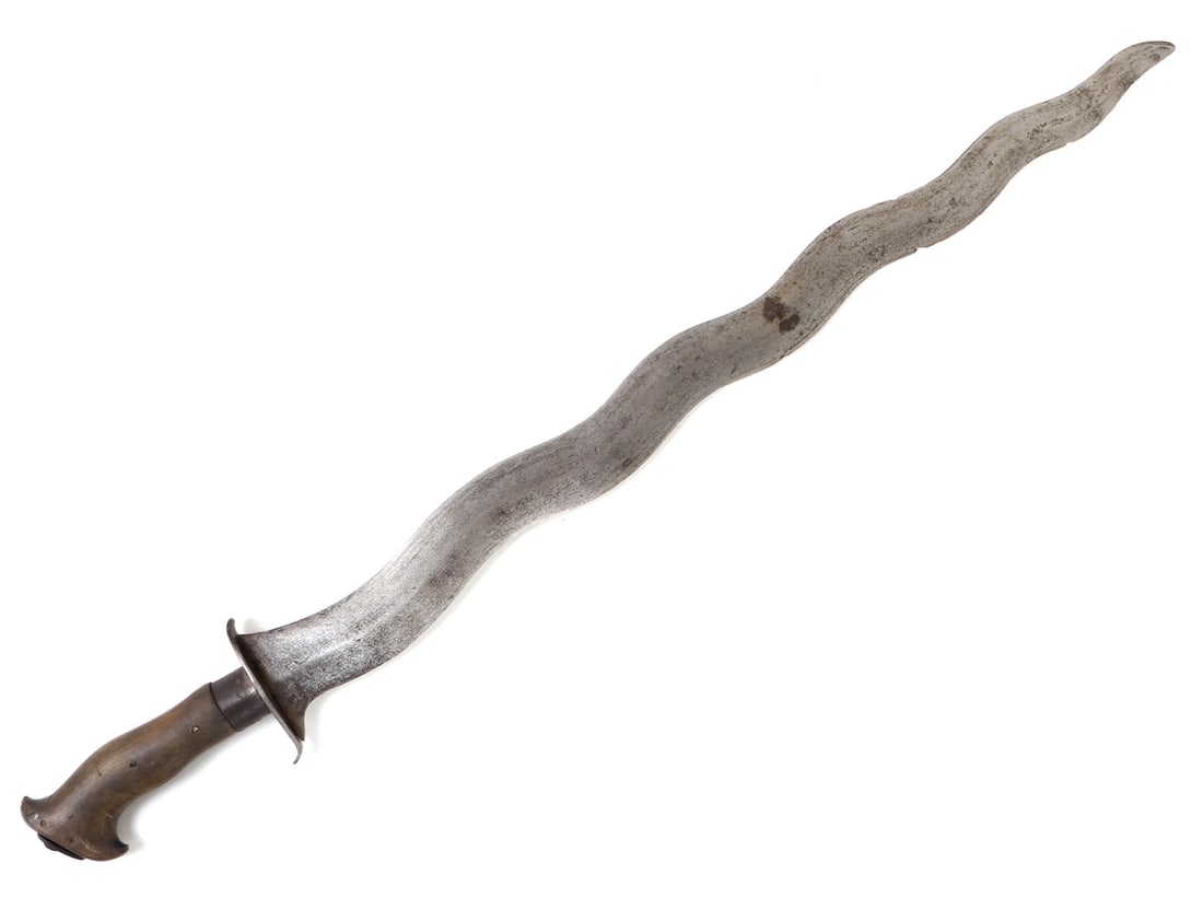 Luzon Kris Sword (1 of 7)