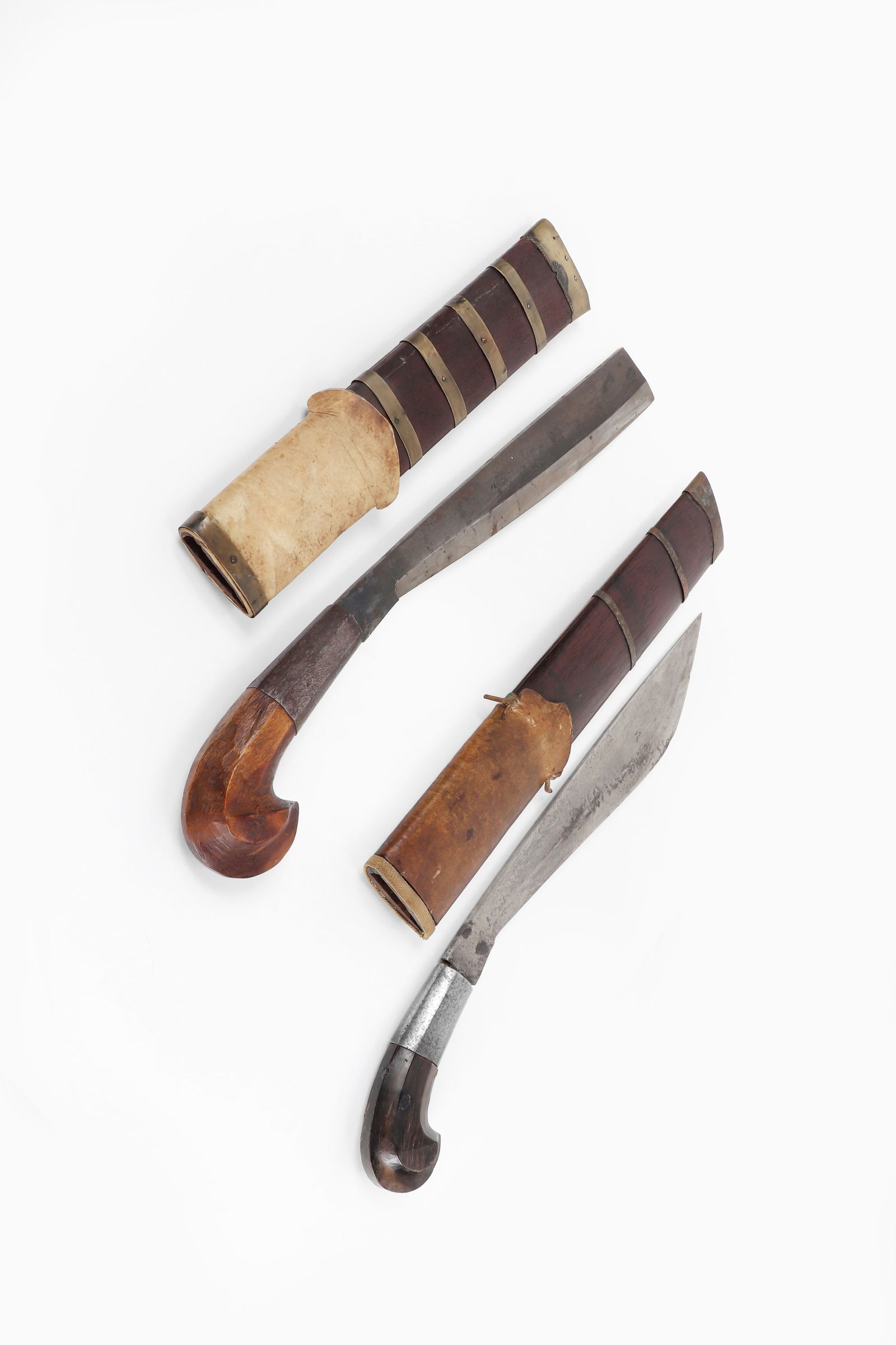 Two Visayan Ginunting swords & Scabbards - 3