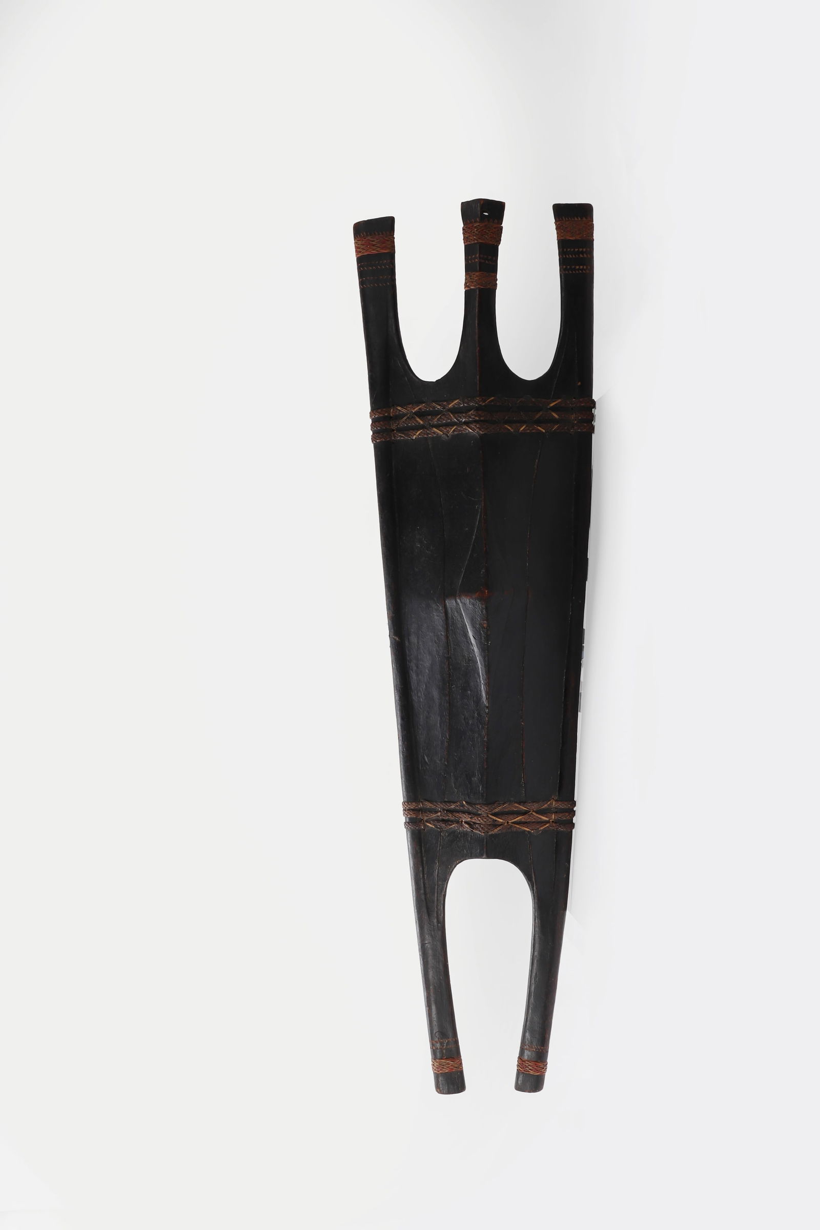 Authentic Bontoc Shield, 19th C. - 2